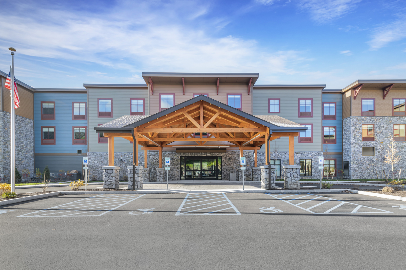 CAMBRIA HOTEL LAKE PLACID - LAKESIDE RESORT