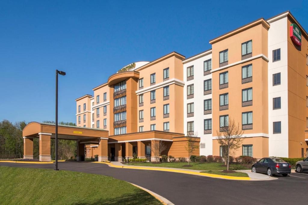 COURTYARD FORT MEADE BUSINESS DISTRICT COURTYARD FORT MEADE BUSINESS DISTRICT