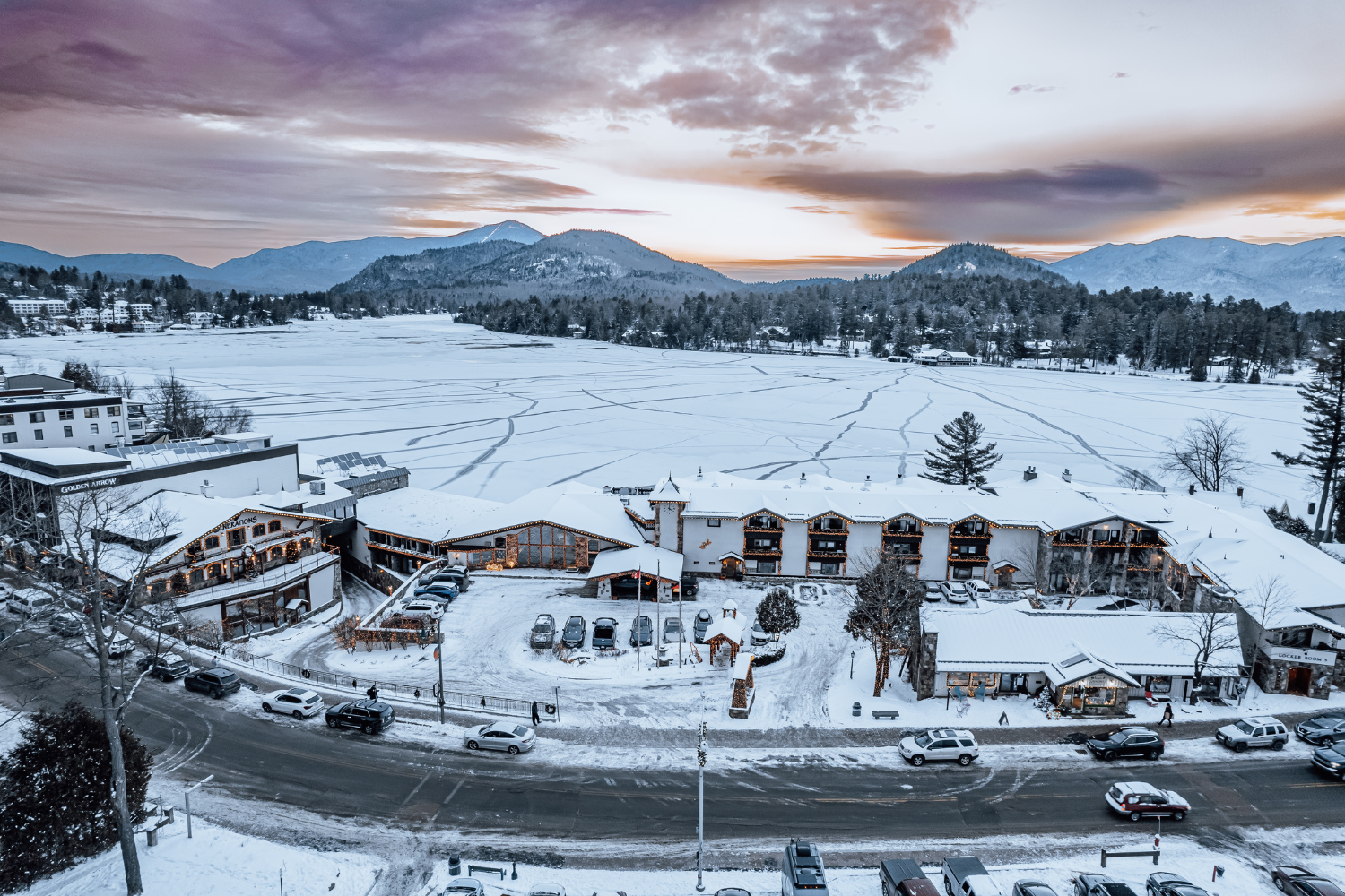 GOLDEN ARROW LAKESIDE RESORT