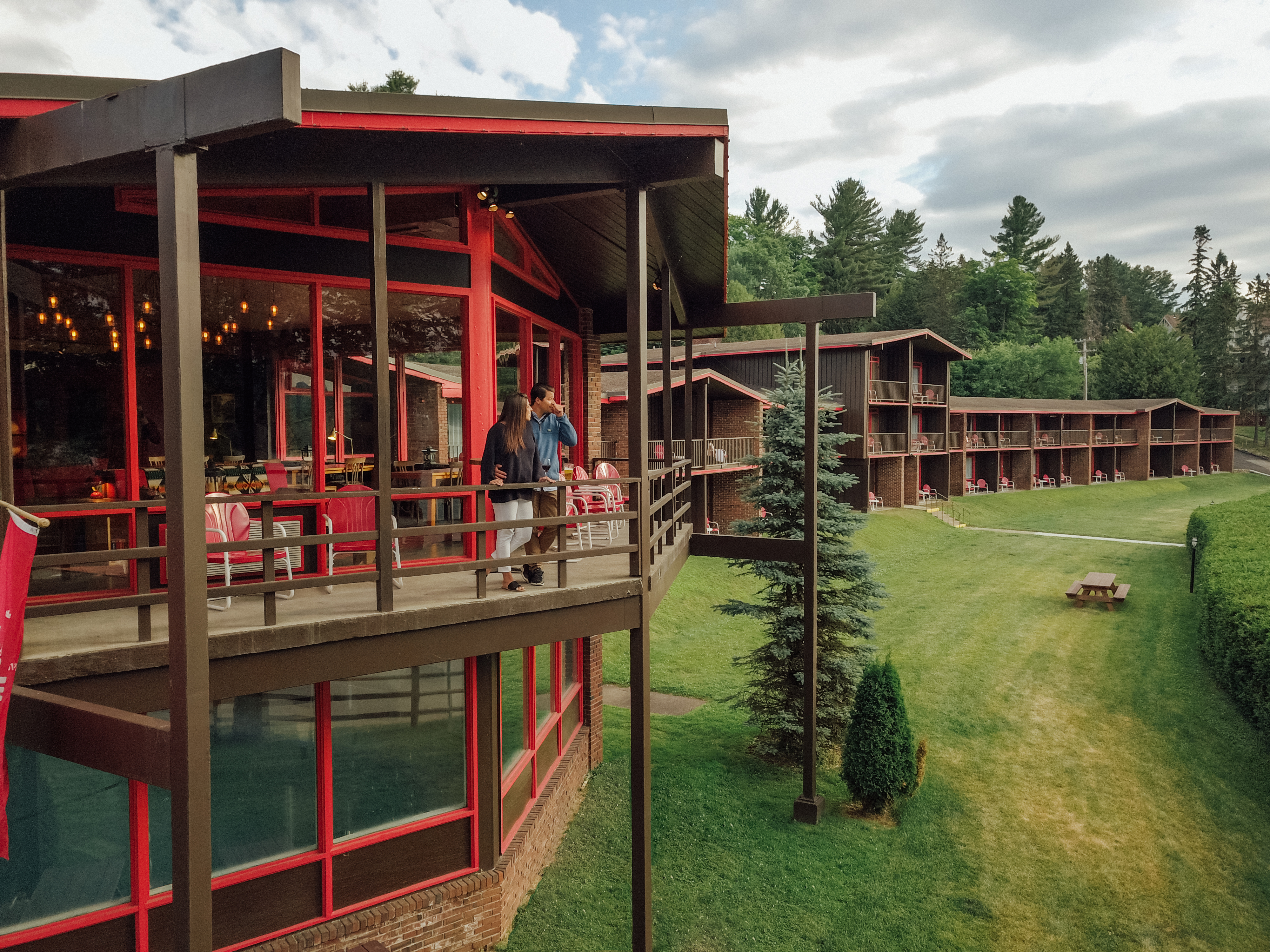 LAKE HOUSE AT HIGH PEAKS RESORT