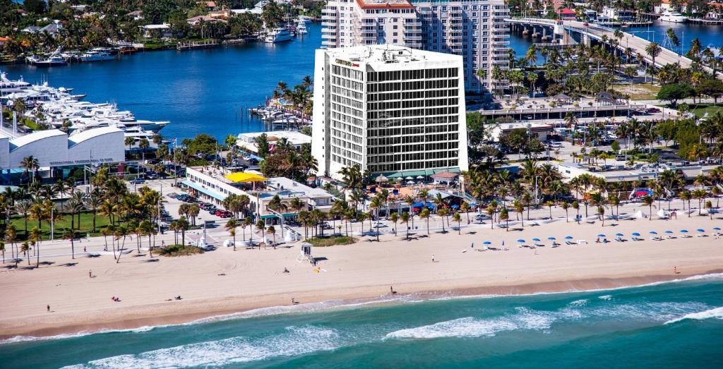 Courtyard by Marriott Oceanside Fort Lauderdale Beach Courtyard by Marriott Oceanside Fort Lauderdale Beach