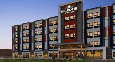 Microtel Inn & Suites Montreal Airport-Dorval Microtel Inn & Suites Montreal Airport-Dorval