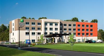 holiday-inn-express-and-suites-queensbury