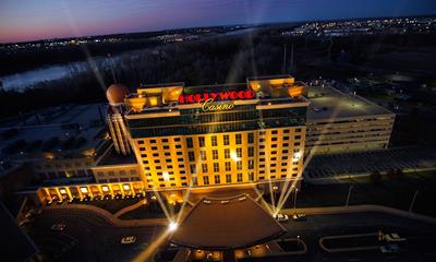 Sheraton Pittsburgh Hotel at Station Square